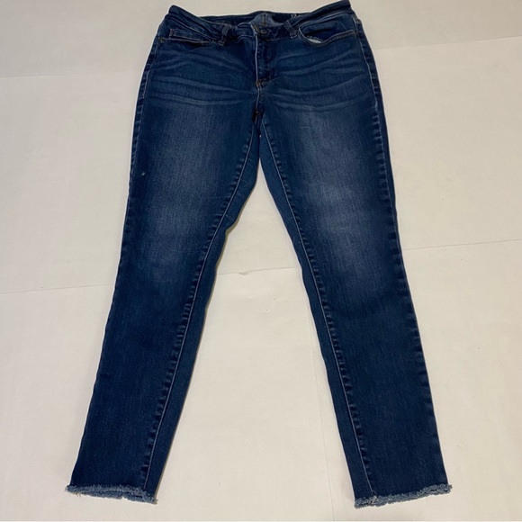 🍁a.n.a Dark Blue Women's Jigging Jeans - Picture 2 of 11